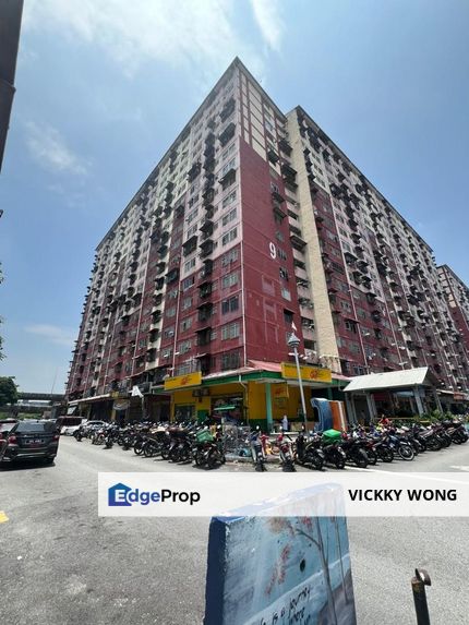 Desa Mentari 2 Apartment Low Floor 3bedroom 2bath Partial Furnish Sale, Selangor, Petaling Jaya