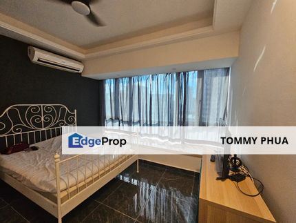 R&F Princess Cove  Phase 1  Studio & 1 bathroom Intermediate lot for for sales 605k! Facing v summer  Already renovated 1 bedroom High floor , Johor, Johor Bahru