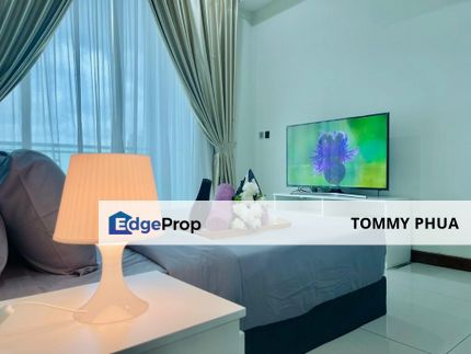 Paragon Suite 6 min walk to CIQ Check Point  Studio & 1 bathroom for rent RM2190 !  Facing singapore & swimming pool nice view can see RTS MRT !!, Johor, Johor Bahru