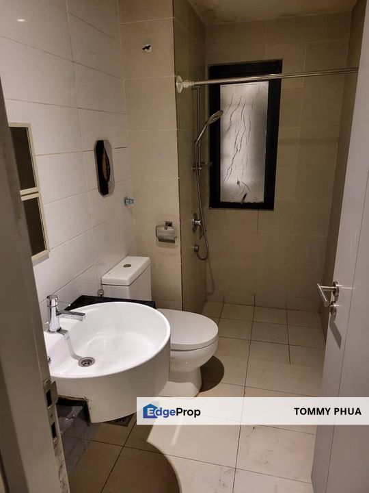 1Tebrau Residence 8 min to CIQ  3 Bedroom For Rent RM2200! 2 parking lot & 20th Level North TowerThis No Co-Broke, Johor, Johor Bahru