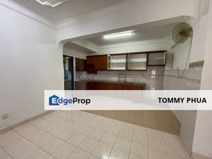 Sri Wangi Tampoi 3+1 bedroom & 2 bathroom Intermediate for Rent only RM1700 , Johor, Tampoi