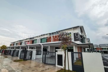 ATHIRA, Bandar Bukit Raja