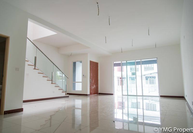 Setia Alam Setia Utama 1