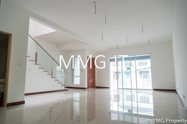 Double storey Anggun 24x75 Setia wawasan