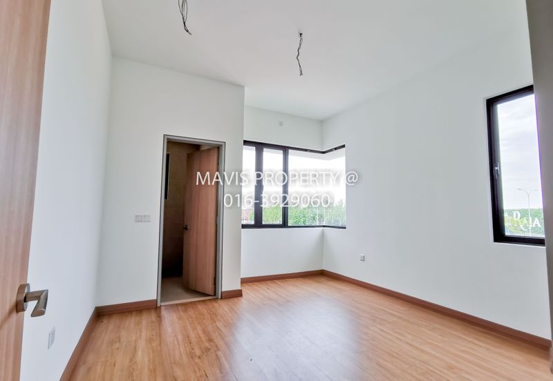 Ayra @ Bandar Bukit Raja