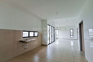 Ayra @ Bandar Bukit Raja