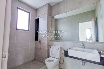 Ayra @ Bandar Bukit Raja