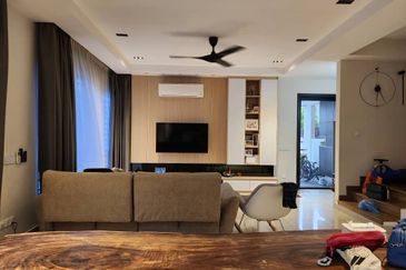 Ayra @ Bandar Bukit Raja