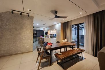 Ayra @ Bandar Bukit Raja