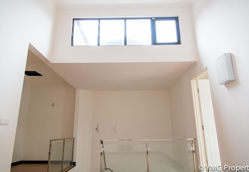 Anggun, Alam Nusantara