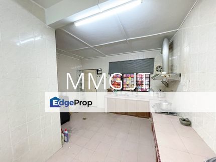 USJ 2 Double Storey terrace house 22x75 Below market partiialy, Selangor, USJ