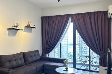 Baypoint @ Country Garden Danga Bay