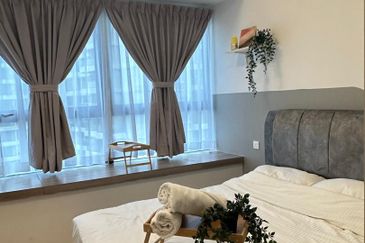 Baypoint @ Country Garden Danga Bay