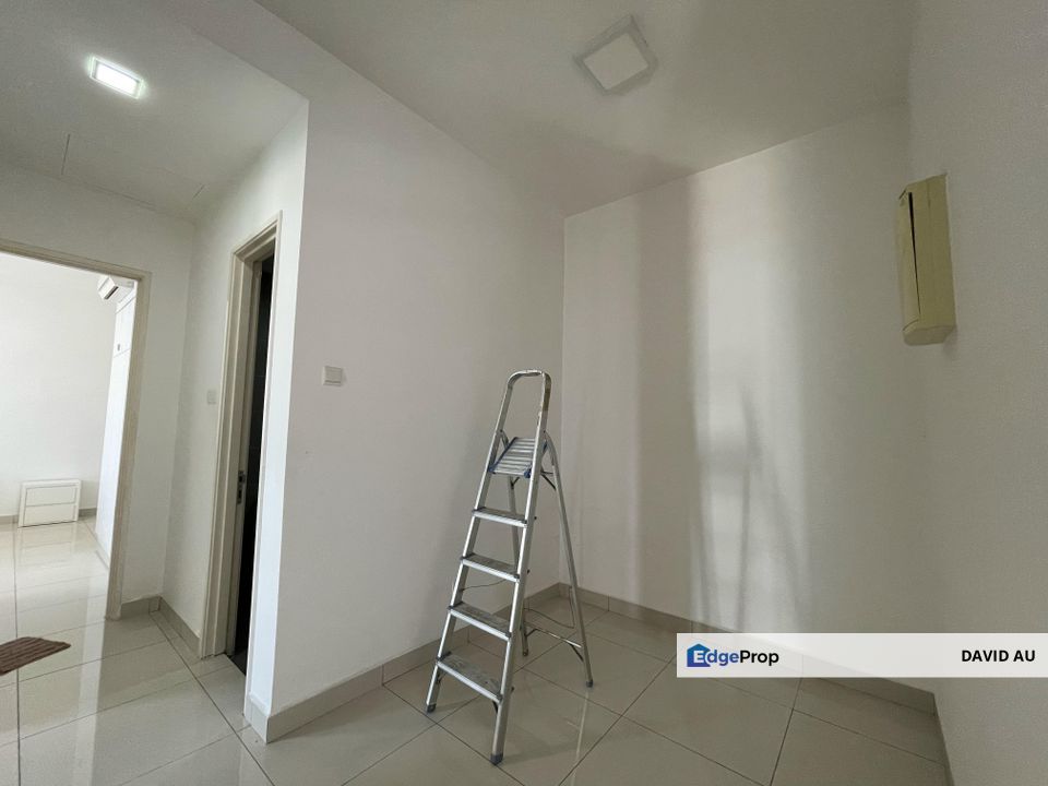 Skysuites 3+1bedroom for sale 850m to JB CIQ, Johor, Johor Bahru