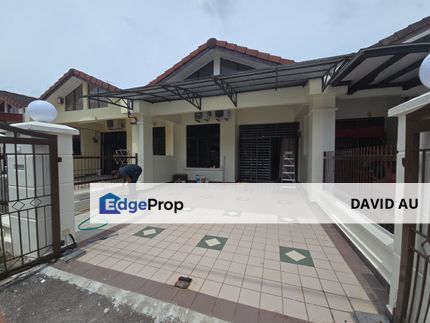 Jalan Molek, Taman Molek 1.5 Storey terrace house 20 x70, Johor, Johor Bahru
