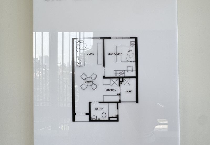 Freehold Service Apartment at Taman Pelangi. 3km to JB CIQ/RTS. Dual key and full facilities.