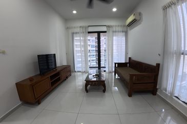 Baypoint @ Country Garden Danga Bay