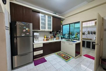 Austin Residence @Taman Mount Austin