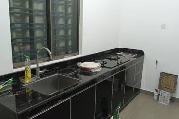 SriAustin Hill@ Emery (An4345) Unblock view