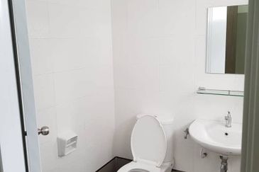 Seasons Luxury Apartments @ Amara Larkin