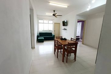 Villa Krystal, Bandar Selesa Jaya