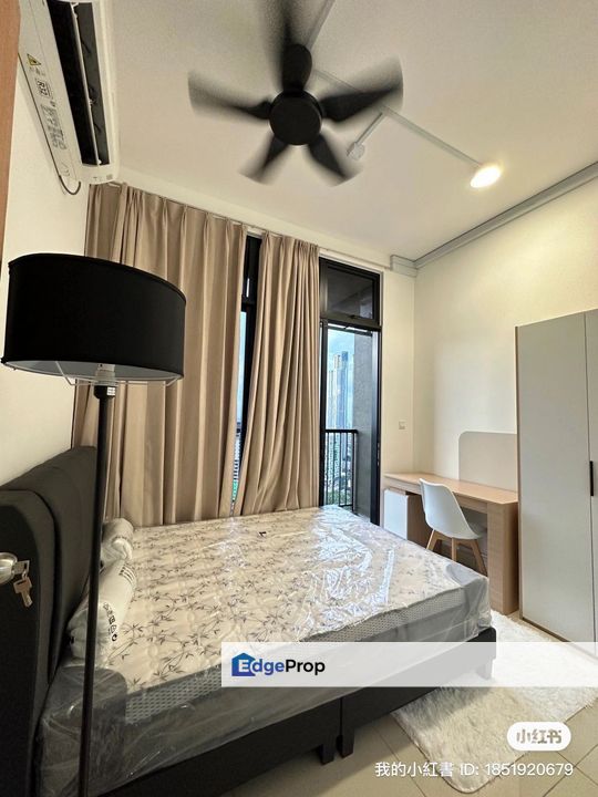 Twin Tower Residence Balcony room for rent, Johor, Johor Bahru