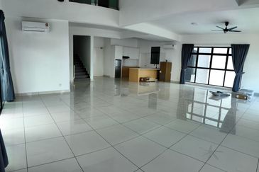 Sky Loft Premium Suites, Bukit Indah