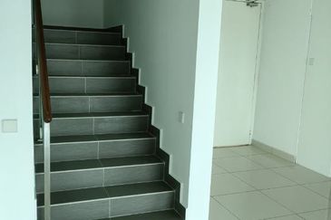 Sky Loft Premium Suites, Bukit Indah