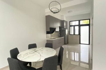 Sunway Citrine Lakehomes