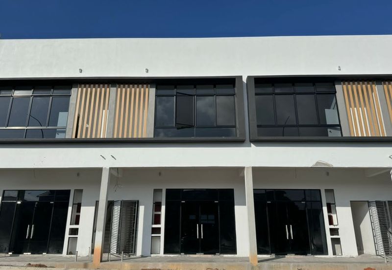 Kaze Hill  double storey Shoplot Intermediate Lot 20 x 70 East South Direction  Jalan Bukit Kaze 2/1 Ulu Tiram