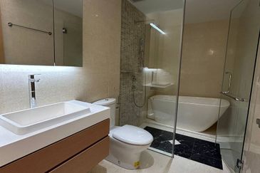 Pinetree, Puteri Harbour