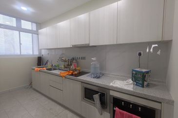 Paragon Suites @ CIQ