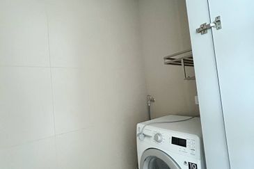 Pinetree, Puteri Harbour