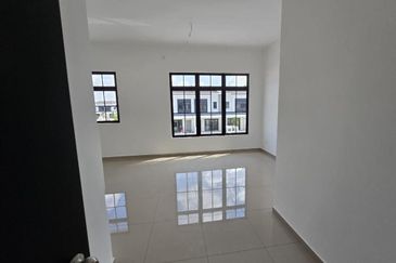 Tate Dalton @ Eco Botanic 2