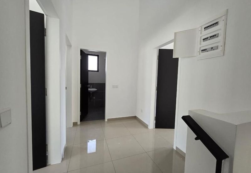 Tate Dalton @ Eco Botanic 2