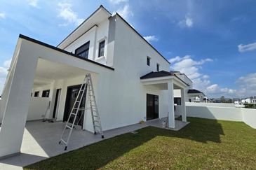 Tate Dalton @ Eco Botanic 2