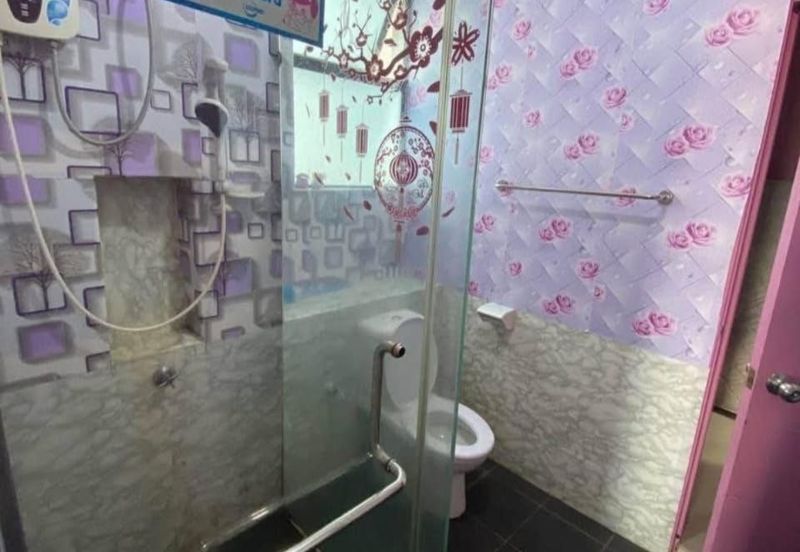 Seri Austin Luxury Apartment