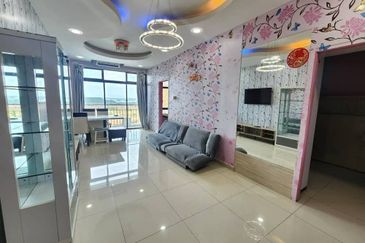 Seri Austin Luxury Apartment