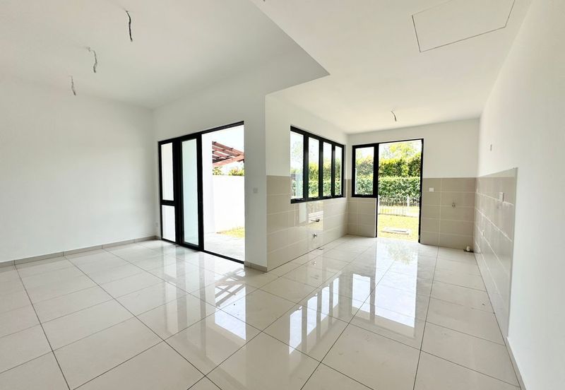 Sunway Citrine Lakehomes