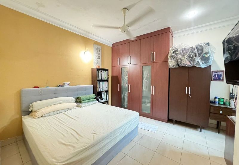 Taman Austin Heights