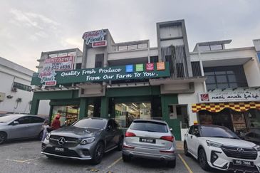 E-Boulevard, Denai Alam