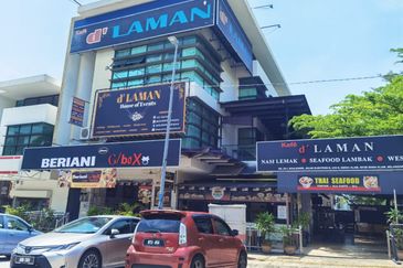 E-Boulevard, Denai Alam