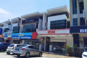 E-Boulevard, Denai Alam