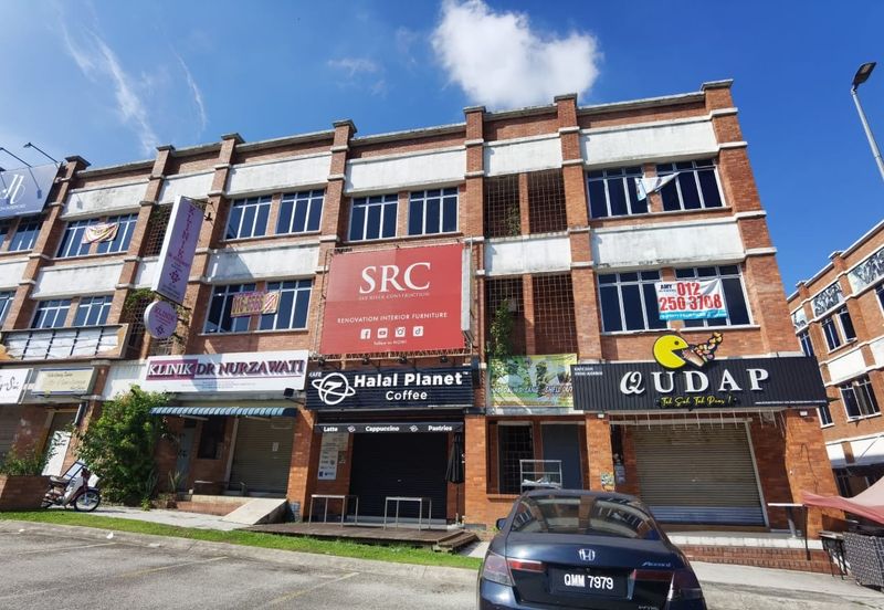 Jalan Pulau Lumut P U10/P @ Alam Budiman