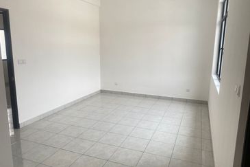 Iris @ Bandar Hillpark