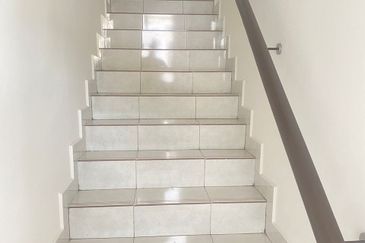 Iris @ Bandar Hillpark