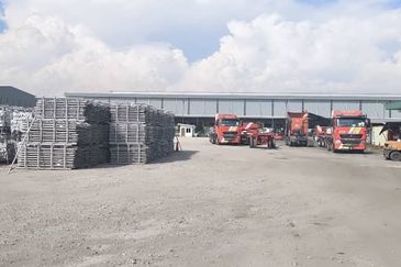 Pulau Indah Industrial Area