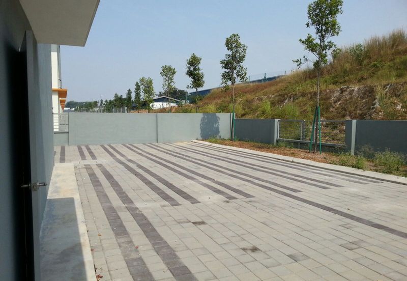 RM6.5m! ROI > 4%, Good Profile Tenant, Suitable for Investment! Tiong Nam Industrial Park 3 Sty Semi D Factory for Sale