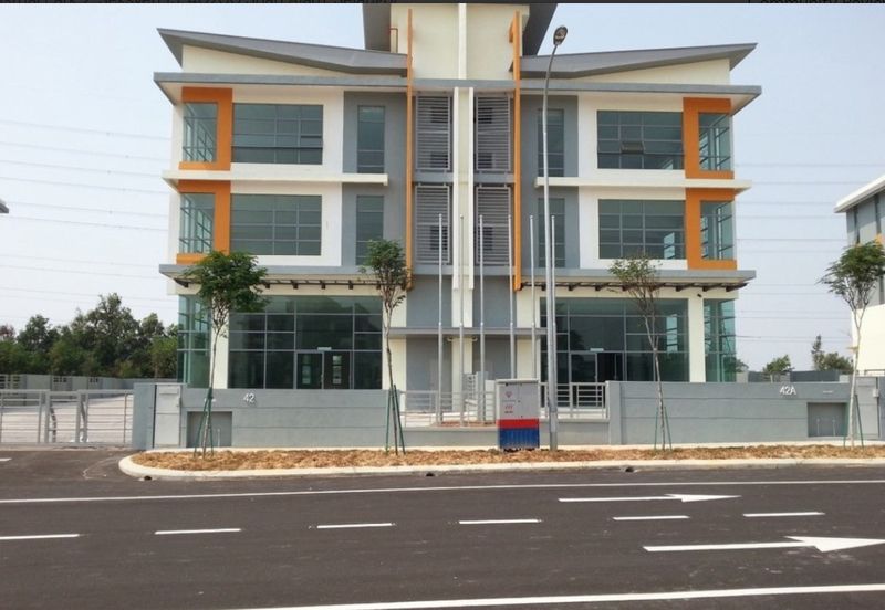 RM6.5m! ROI > 4%, Good Profile Tenant, Suitable for Investment! Tiong Nam Industrial Park 3 Sty Semi D Factory for Sale