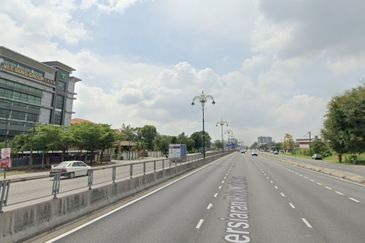 RM250psf! 2.2 acres, Facing Main Road! Port Klang / Persiaran Raja Muda Musa Commercial Land for Sale